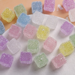 Cubes de sucre colorés 16mm en résine avec perles pour création de bijoux DIY