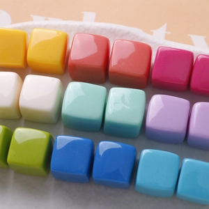 Bunte 14mm Harzperlen in Bonbonfarben für DIY-Schmuckherstellung und Bastelzubehör