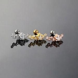 Detailliertes Set aus Zirkon-Stern-Ohrsteckern in Silber, Gold und Roségold-Finish