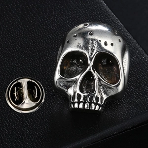 Vintage Gothic Skull Brooch Pin For Men Women Alloy Dagger Crossbones Punk Style Antique Silver Badge Jewelry For Jacket