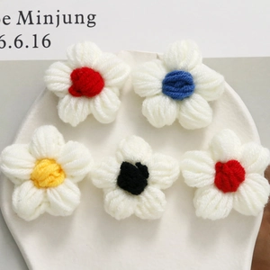 Handmade crochet milk cotton puff flowers for DIY earring and hair accessories