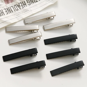 Lot de barrettes rectangulaires de 4cm en métal finition noir mat et argent brillant