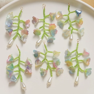Pendentif Branche de Muguet Perlé à la Main Acrylique Floral Charm pour DIY Boucles d'Oreilles Bijoux Style Forêt