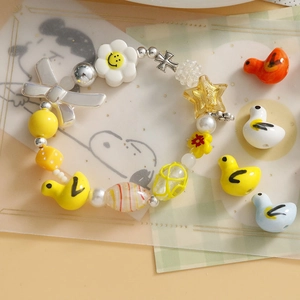 Buntes Keramik-Enten und Blumen-Perlenarmband mit Anhängern im Dopamin-Stil