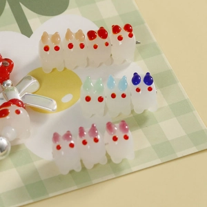 Détail de perles en verre en forme de lapin coloré pour bijoux faits main et bricolage