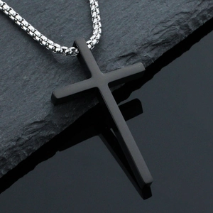 Minimalistische mattschwarze Edelstahl Kreuz Halskette mit silberner Box-Kette für Herren
