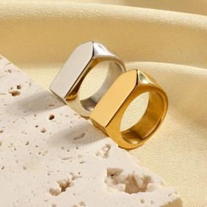 Bague Flèche Minimaliste en Acier Inoxydable pour Hommes Punk Géométrique Poli Or Argent Effilé Bijoux de Doigt en Forme de T
