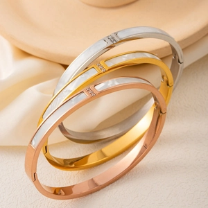 Bracelet Jonc Élégant En Nacre Blanche Acier Inoxydable Plaqué Or 18K Avec Incrustation De Zircone Style Niche Femme