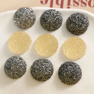 Spherical resin beads with sugar-like crystal texture for DIY jewelry and crafts