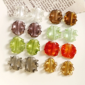 Cuentas de vidrio plisadas irregulares en ocho colores vintage para joyería DIY y colgantes