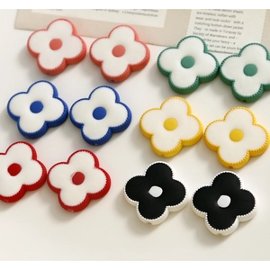 Colorful 4-petal acrylic flower beads for DIY jewelry and handmade bracelets