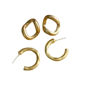 Vintage gold geometric C-shaped earrings and irregular hoop studs with S925 silver needles