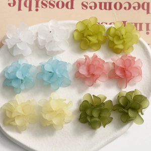 Sweet Frosted Acrylic Flower Stud Earrings With Alloy Base 3D Petal Floral Pendant Ear Jewelry For Women Daily Dating Accessories