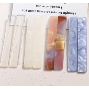 Set de pinzas para el cabello geométricas de acrílico aurora con elegantes patrones de mármol