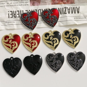 Vintage Gothic Alloy Heart Pendant Enamel Scroll Relief Charm DIY Jewelry Accessories For Necklace Earring Making Wholesale