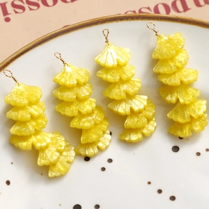 Handmade Acrylic Ginkgo Leaf Pendants Sweet Japanese Tassel Jewelry Making Material For Women Earrings Hair Accessories Hand Woven Yellow Charms