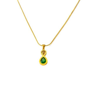 Collana vintage dorata con pendente lettera F e gemma verde smeraldo a goccia