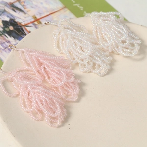 Künstlerische Kreative Perlen Blume Blatt Quaste Anhänger Irisierendes Weiß Rosa Acryl Handgefertigte Schmuckherstellung Zubehör