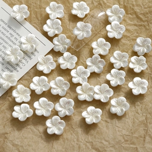 Pearly white camellia flower nail art charms made of resin for DIY manicure decoration
