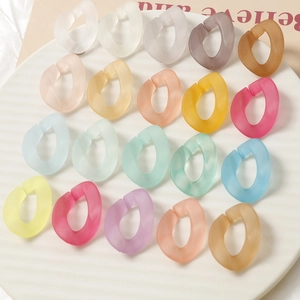 Maillons en C en acrylique mat aux couleurs pastel assorties pour bijoux DIY