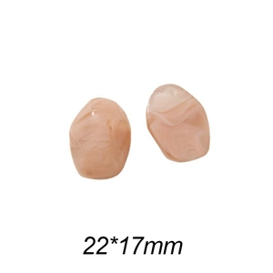 Détails de pièces de boucles d'oreilles en résine marbrée pêche, format 22x17mm