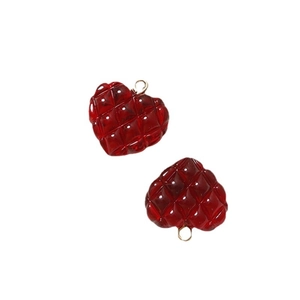 Colgantes de corazón rojo oscuro con diseño acolchado y aros dorados para joyería DIY