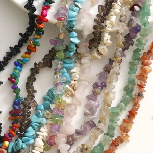 Surtido de cuentas de piedra natural irregular para la creación creativa de joyas DIY