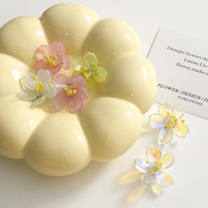 Florale Harz-Perlen in Pastellfarben für DIY-Schmuck und Haarschmuck-Accessoires