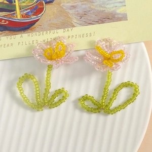Handmade beaded tulip flower drop earrings with pink and green glass beads for women