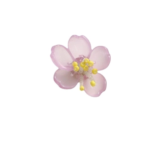 Colgante de flor rosa de acrílico con estambres amarillos para bisutería DIY