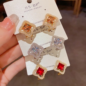Boucles d'Oreilles Clous Trèfle en Cuivre et Strass Élégantes Françaises Plaqué Or Véritable Gemme Carrée Géométrique pour Femmes Bijoux