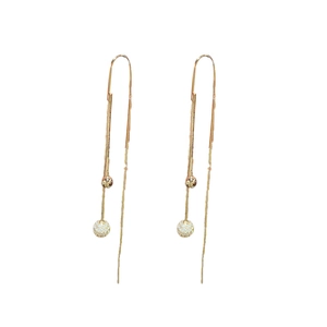 Elegante gouden doortrek oorbellen met lange ketting en fonkelende zirkonia ronde hanger