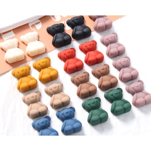 Colorful matte resin bear charms for DIY jewelry and hair accessories in various colors
