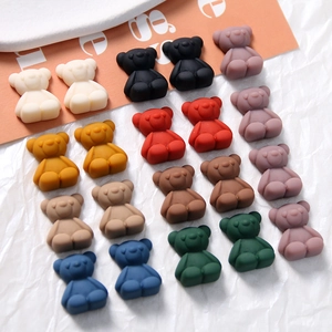 Colorful matte resin bear charms for DIY jewelry and accessories making in 9 vivid shades