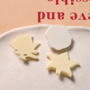 Chic cream resin daisy and rose flower charms for DIY jewelry and phone case making