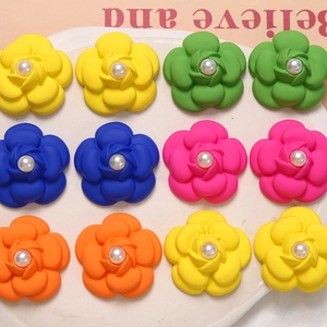 Colorful resin camellia flower charms with pearls for DIY jewelry making and crafts
