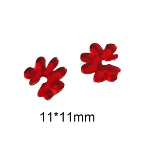 Foto macro de dije de flor de resina roja translúcida de 11x11mm para manicura y DIY