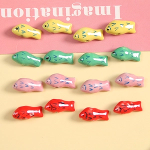 3D Koi Fisch Keramik Perlen DIY Handgefertigte Schmuck Zubehör Cartoon Tier Simulation Porzellan Perlen Für Ohrringe Dekor