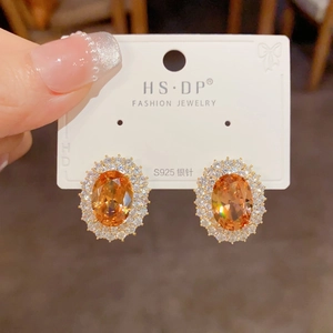 Boucles d'oreilles ovales en argent S925 avec gemme champagne et micro-pavage de zircons
