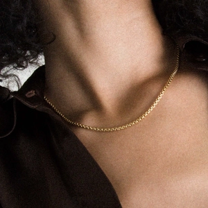 Collar minimalista de cadena de bolas chapado en oro de 18k para un estilo vintage elegante
