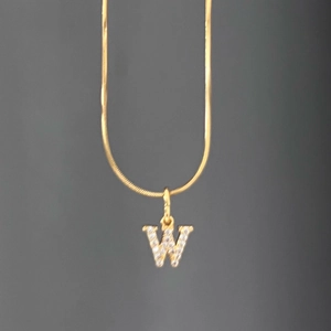 18k vergoldete Schlangenkette mit funkelndem Zirkonia-Buchstaben-W-Anhänger für Damen