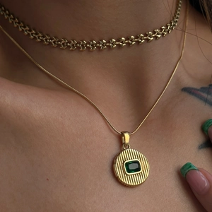 Κολιέ διπλό από ανοξείδωτο ατσάλι 18k χρυσό με πράσινο πολύτιμο λίθο