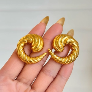 Vintage 18k gold plated stainless steel twisted swirl hoop earrings for women