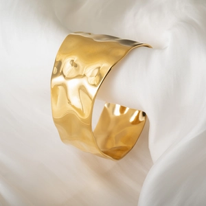 Minimalist 18k gold plated stainless steel wide open cuff bracelet with hammered texture
