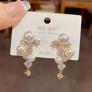 Boucles d'oreilles pendantes de luxe avec aiguilles S925, zircons et glands de perles