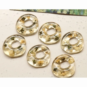 Handmade resin irregular rings with dried yellow flowers and mini pearls for DIY jewelry