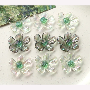 Iridescent Resin Daisy Flower Petals DIY Jewelry Findings AB Color Shimmer Resin Accessories For Earring Hairpin Phone Case Materials