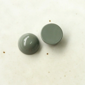 Cabochon in resina grigio-verde lucida per orecchini fai-da-te e accessori per capelli