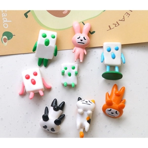 Cute cartoon resin panda and bunny mini figurines for DIY crafts and phone case decor