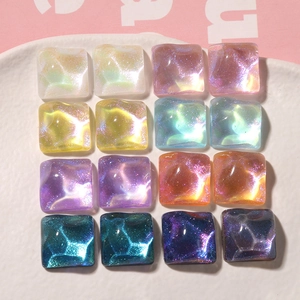 Kleurrijke laserharsbedeltjes 16 stuks vierkante aurora patches voor DIY sieraden
